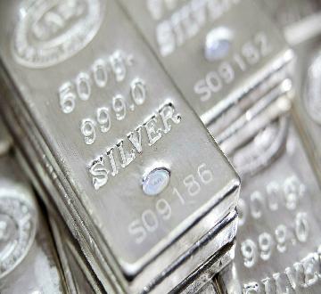 استقرار في سعر الفضة وعيار 999 يسجل 103 جنيهاً  